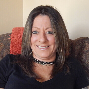 Cheryl Huck Headshot